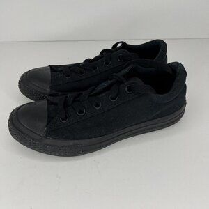 Converse Chuck Taylor AllStar Classic Low Top Solid Black Sneaker Junior Size 3